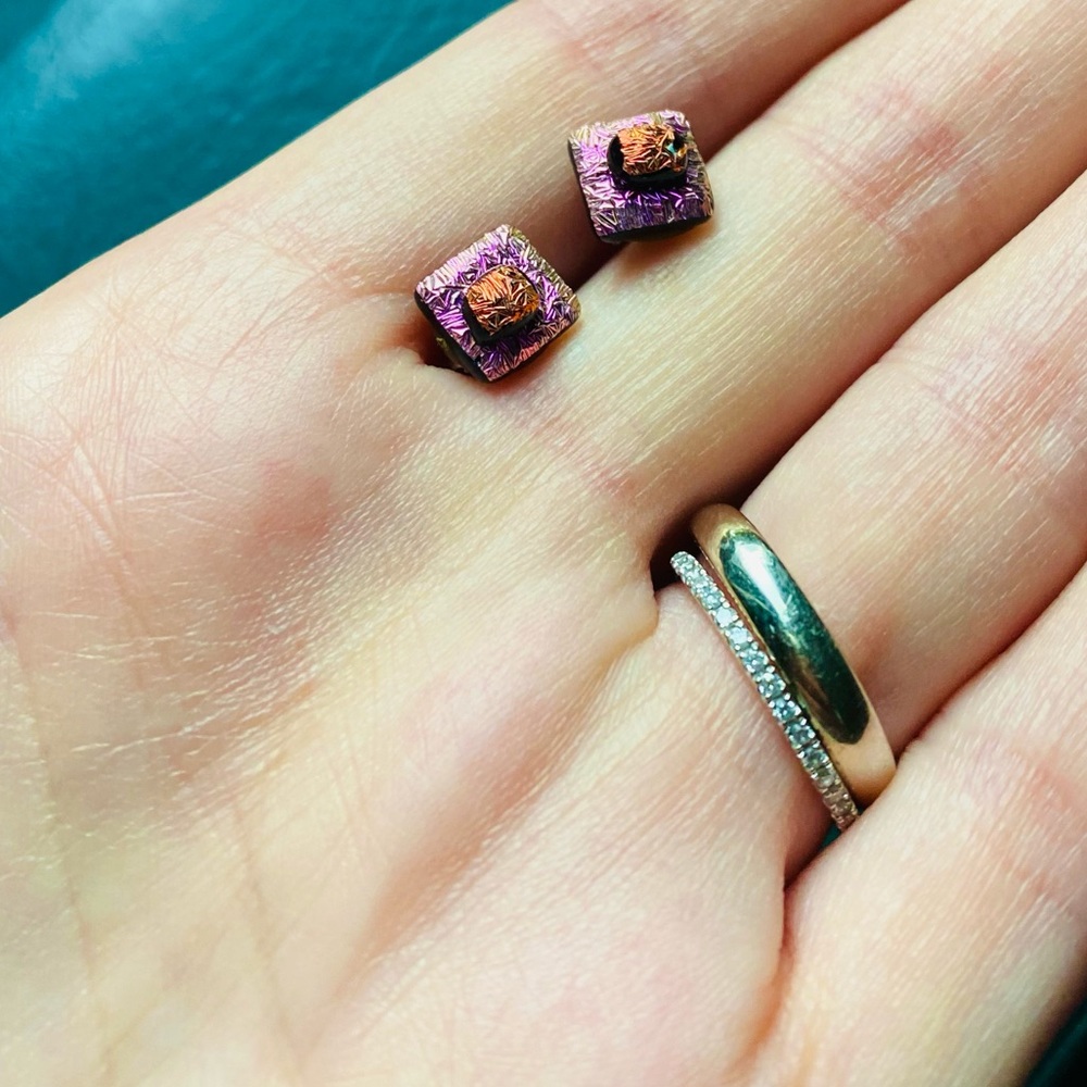Pink and Orange Bright Stud Earrings - Picture 4 of 5
